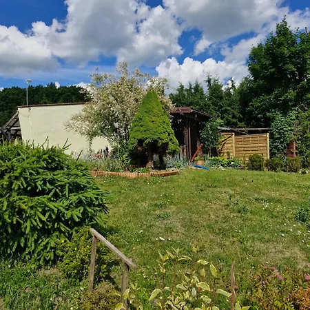 Przytulny Domek Nad Jeziorem